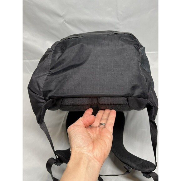 Gregory Resin 28L Hiking Backpack Day Pack Black Men’s Unisex Laptop Compartment - Picture 10 of 16